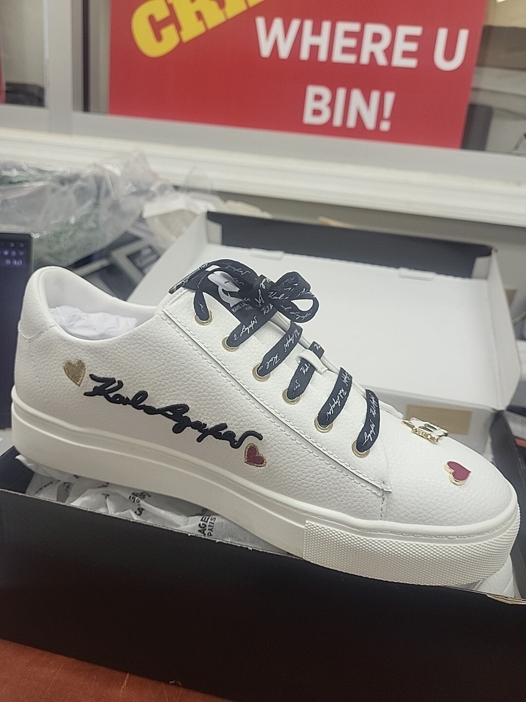 (Size 11 Karl Lagerfeld Paris Cate Pins Lace Up Fashion Sneakers